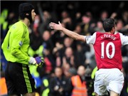 Bóng đá anh, ngoại hạng anh, lịch thi đấu euro 2012, Arsenal - Man City: Van Persie không phải "Batman", Silva không phải Messi!